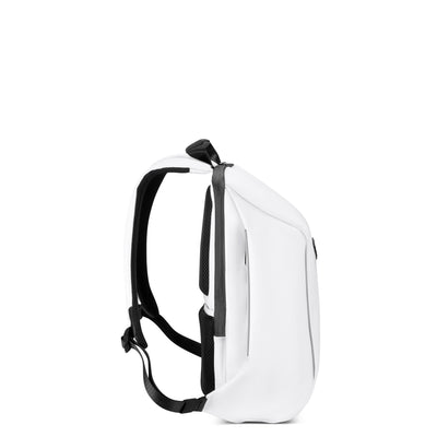 MOCHILA PORTANOTEBOOK IMPERMEABLE 14" SECURAIN